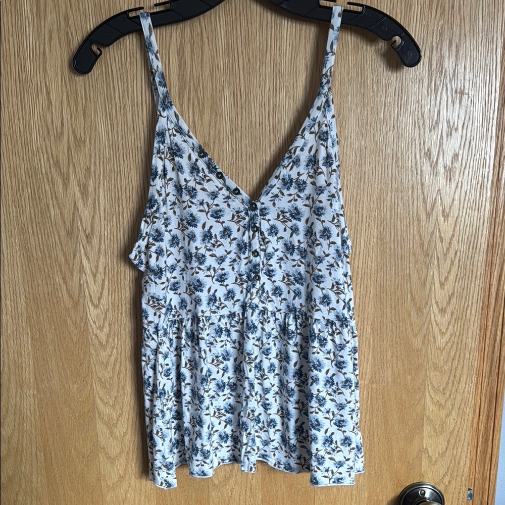 American Eagle Floral Blue and White floral Women's tank top
(Soft and sexy)